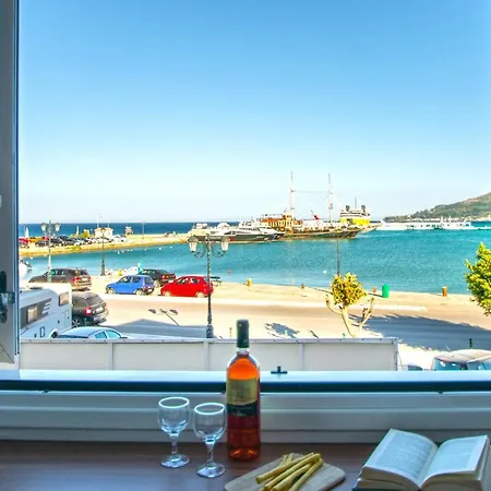 Harbour Stunning View Appartamento *